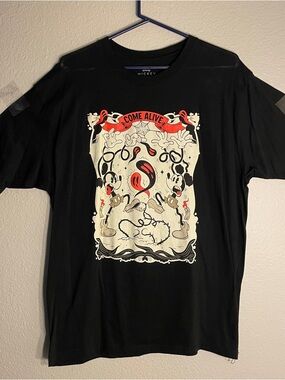 Disney Mickey Mouse Black And Red Come Alive Graphic Tee Extra Large XL